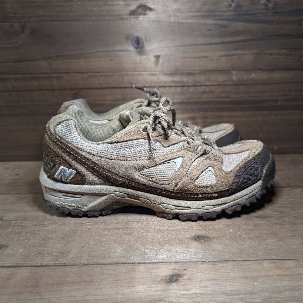New Balance 606 Hiking Shoes Womens Size 9 Brown Tan Beige Sneakers WW606BR2